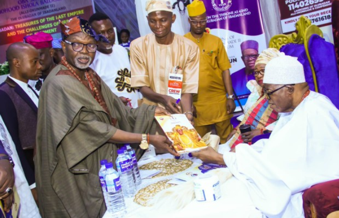 Prominent Nigerians re-echo Restructuring at Olubadan Anniversary Symposium.