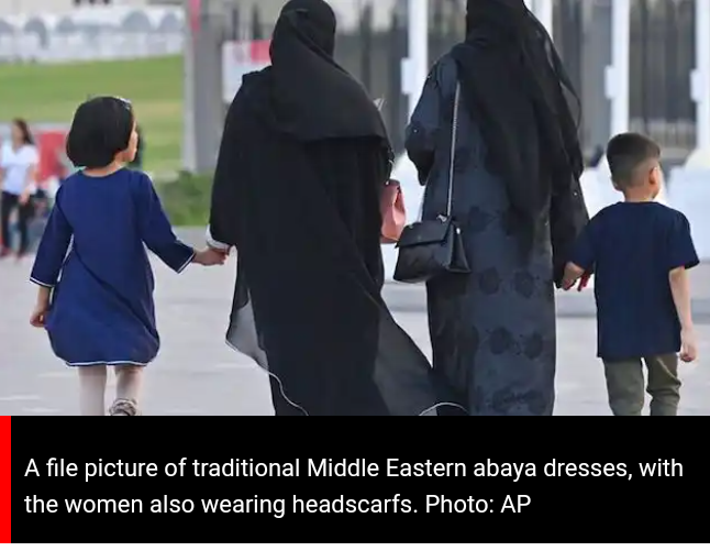 France Bans Abaya Wearing by Muslim Students