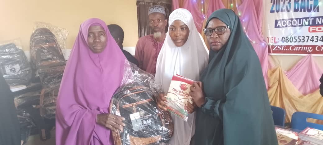 Islamic Foundation Equips Students With Education Materials, Cash