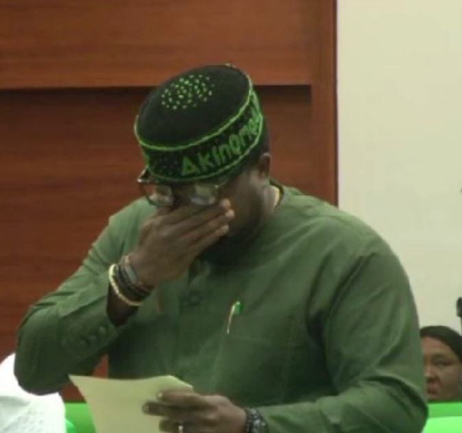 Reps Spokesperson Hon. Akin Rotimi Breaks Down In Tears While Addressing Insecurity In Ekiti