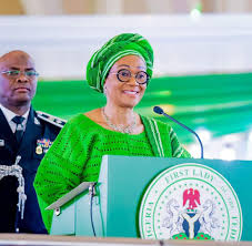 Surprised As First Lady Oluremi Tinubu Donates $100,000 For Construction Of Medical Center In Sierra Leone Amidst Economic Turmoil