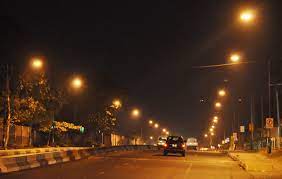 Motorists Commend Streetlights On Lagos-Ibadan Expressway, Demand Extension