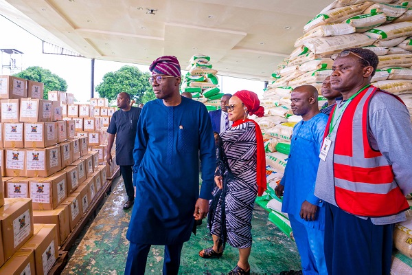 JUST IN: Dangote, Otedola Meet Sanwo-Olu As Dangote Foundation Flags Off Rice Distribution