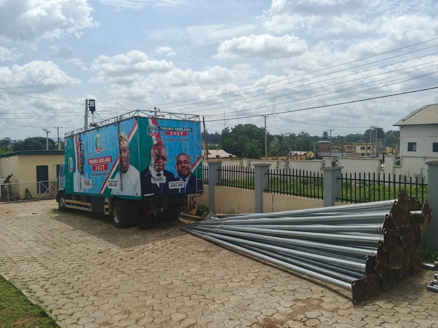 Minister of Power, Adebayo Adelabu Donates Solar Lights to FUNATO