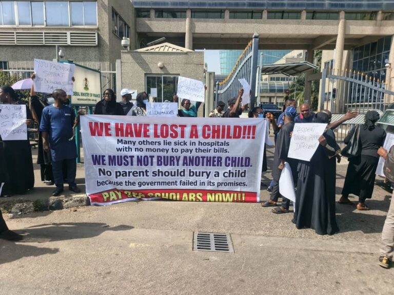 BREAKING: Parents of students studying abroad block finance ministry over unpaid allowances