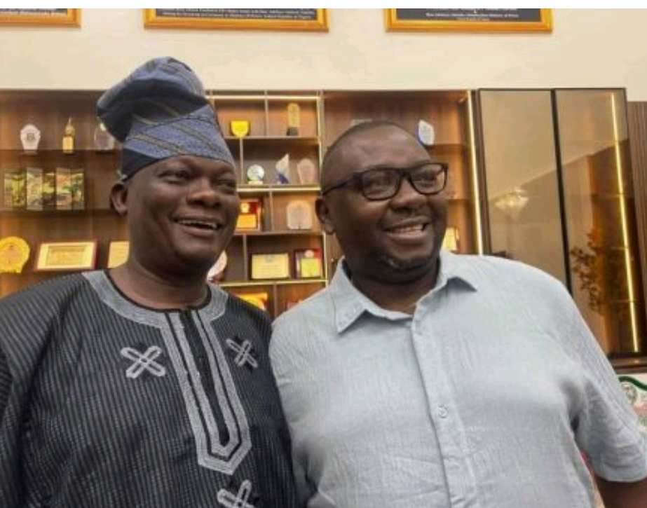 Folarin Pays Visit to Adelabu in Ibadan