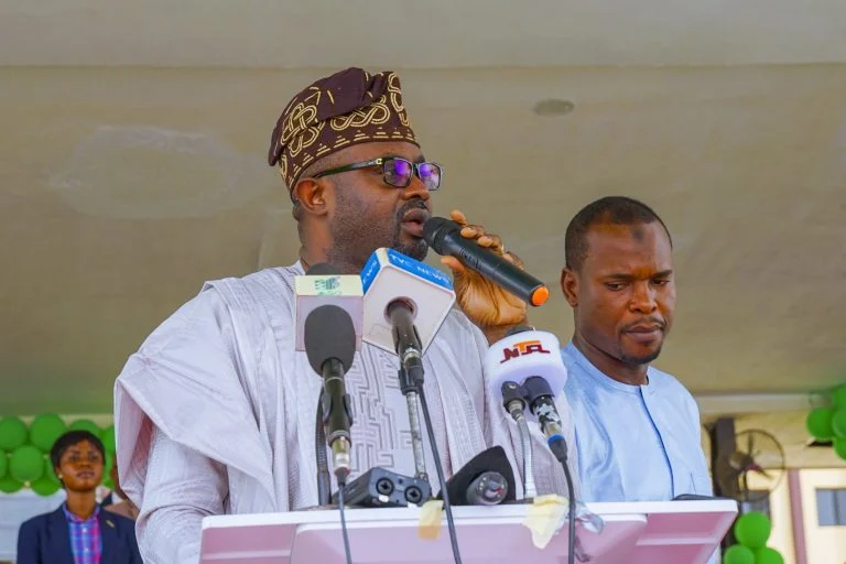 FG Declares Dec 25th, 26th As Public Holiday